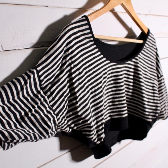 Made in Cali Crop Top Stripes/Black - Picture 3 of 9